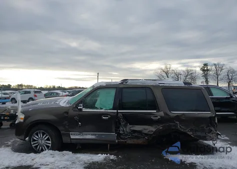 2008 Lincoln Navigator z USA, uszkodzony, nr VIN 5LMFU28598LJ20778